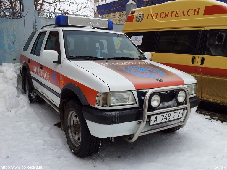 Opel Frontera, fotó: Miki
Keywords: kazah Kazahsztán mentő mentőautó kazahstan ambulance