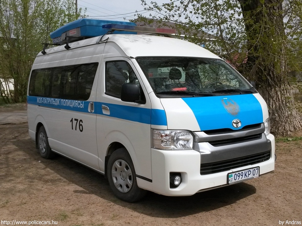 Toyota Hiace (Commuter) GL, fotó: Andras
Keywords: kazah Kazahsztán rendőr rendőrautó rendőrség Kazakhstan police policecar