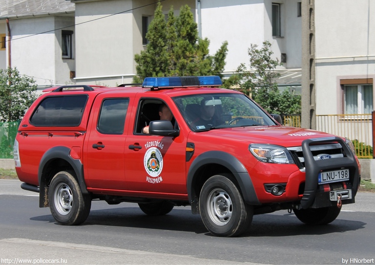 Ford Ranger, Veszprém Megyei Katasztrófavédelmi Igazgatóság, Veszprémi Katasztrófavédelmi Kirendeltség, Veszprémi Hivatásos Tûzoltóparancsnokság, fotó: HNorbert
Keywords: tûzoltóautó tûzoltó tûzoltóság magyar Magyarország katasztrófavédelem LNU-198 fire firetruck Hungary hungarian