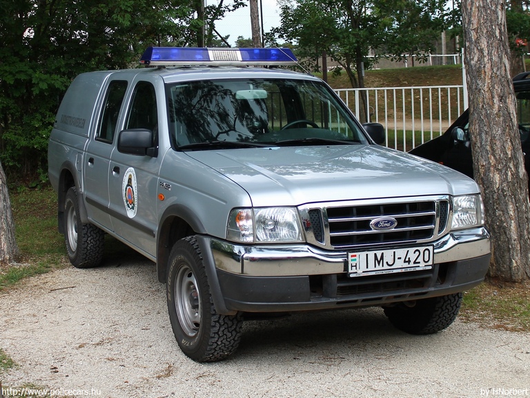 Ford Ranger, Veszprém Megyei Katasztrófavédelmi Igazgatóság, fotó: HNorbert
Keywords: tûzoltóautó tûzoltó tûzoltóság magyar Magyarország katasztrófavédelem IMJ-420 fire firetruck Hungary hungarian