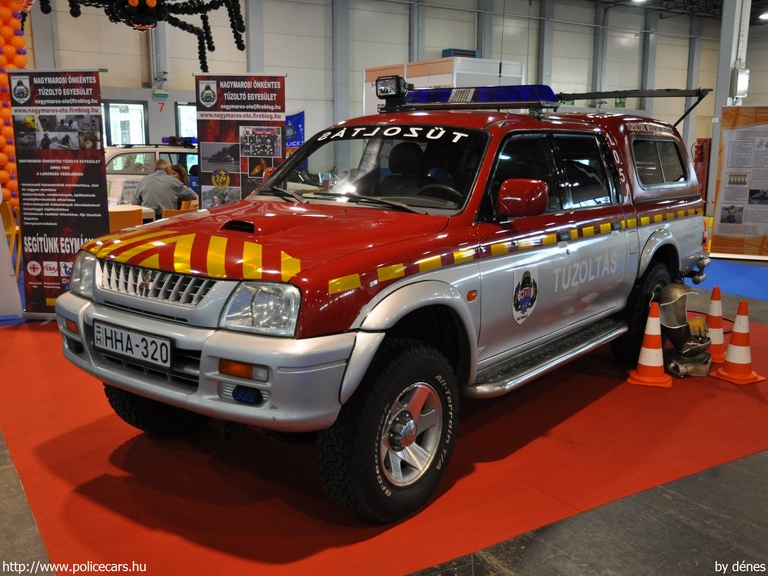 Mitsubishi L200, Nagymarosi Önkéntes Tûzoltó Egyesület, fotó: dénes
Keywords: tûzoltóautó ÖTE tûzoltóság tûzoltó magyar Magyarország HHA-320 fire firetruck Hungary hungarian