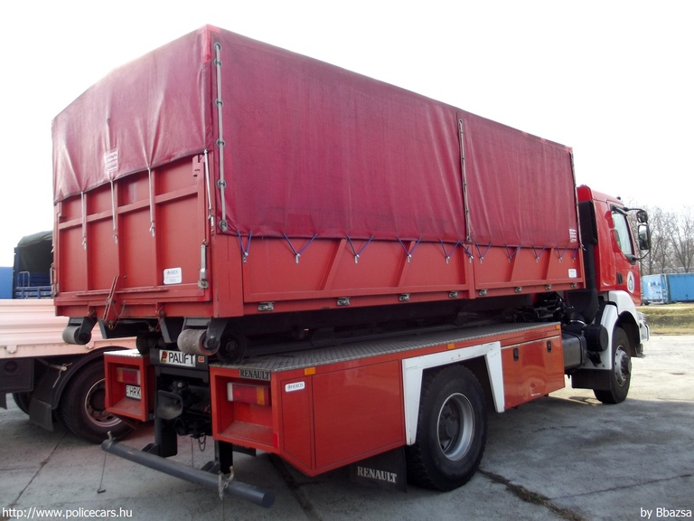 Renault Kerax 340, fotó: Bbazsa
Keywords: tûzoltóautó tûzoltóság tûzoltó magyar Magyarország katasztrófavédelem HRK-926 fire firetruck Hungary hungarian
