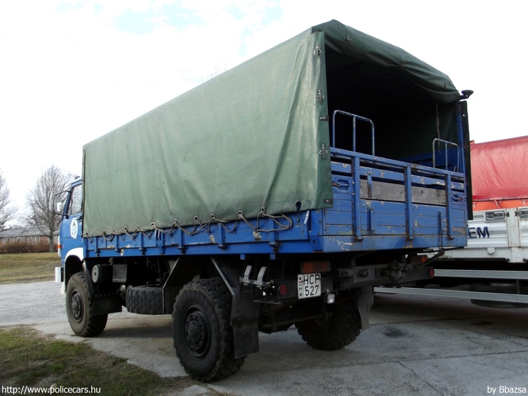 RÁBA H9, fotó: Bbazsa
Keywords: tûzoltóautó tûzoltóság tûzoltó magyar Magyarország katasztrófavédelem HCP-527 fire firetruck Hungary hungarian