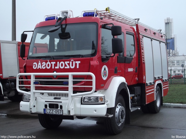 Renault Midlum 300 Heros Aquadux-X 2000, Pest Megyei Katasztrófavédelmi Igazgatóság, Monori Hivatásos Tûzoltóparancsnokság, fotó: Bbazsa 
Keywords: tûzoltóautó tûzoltóság tûzoltó magyar Magyarország katasztrófavédelem LZZ-057 fire firetruck Hungary hungarian