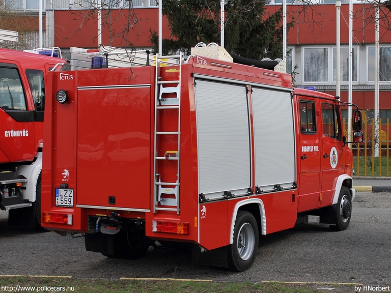 Mercedes-Benz Vario 816D Heros Ictus 1000, Fõvárosi Katasztrófavédelmi Igazgatóság, Közép-Pesti Katasztrófavédelmi Kirendeltség, VIII. kerületi Hivatásos Tûzoltóparancsnokság, fotó: HNorbert
Keywords: tûzoltóautó tûzoltóság tûzoltó magyar Magyarország katasztrófavédelem LZZ-559 fire firetruck Hungary hungarian