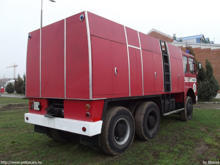 Rába U26.230 P3000, fotó: Bbazsa
Keywords: tûzoltóautó tûzoltóság tûzoltó magyar Magyarország katasztrófavédelem AYA-872 fire firetruck Hungary hungarian