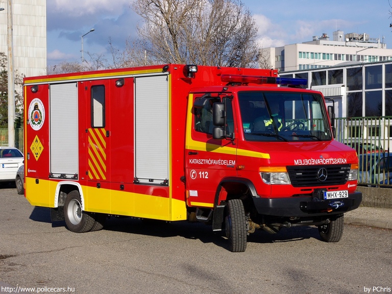 Mercedes-Benz Vario 816D Heros Respirátor, fotó: PChris
Keywords: tûzoltóautó tûzoltóság tûzoltó magyar Magyarország katasztrófavédelem MHX-929 fire firetruck Hungary hungarian