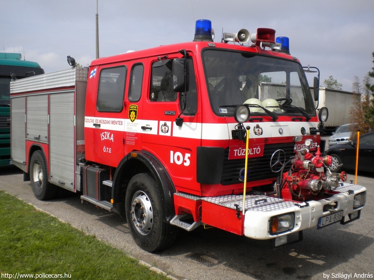Mercedes-Benz 1625, Iszkaszentgyörgyi Önkéntes Tûzoltó Egyesület, fotó: Szilágyi András
Keywords: tûzoltóautó ÖTE tûzoltóság tûzoltó magyar Magyarország LPA-838 fire firetruck Hungary hungarian