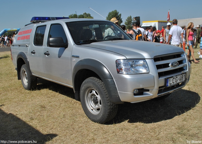 Ford Ranger, Bács-Kiskun Megyei Katasztrófavédelmi Igazgatóság, fotó: Bbazsa
Keywords: tûzoltóautó tûzoltóság tûzoltó magyar Magyarország katasztrófavédelem LCG-481 fire firetruck Hungary hungarian