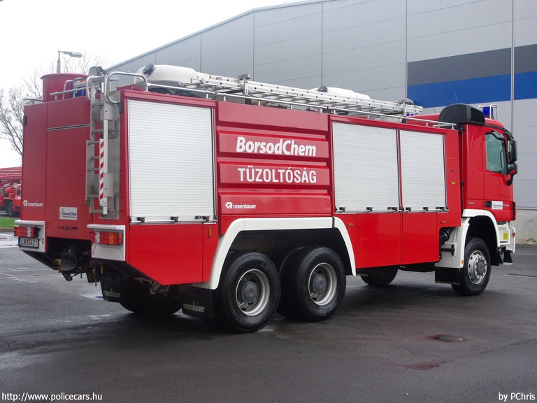 Mercedes-Benz Actros 3344 Rosenbauer ILF, BorsodChem Zrt. Kazincbarcika, fotó: PChris
Keywords: tûzoltó tûzoltóautó tûzoltóság magyar Magyarország létesítményi LMX-421 fire firetruck Hungary hungarian
