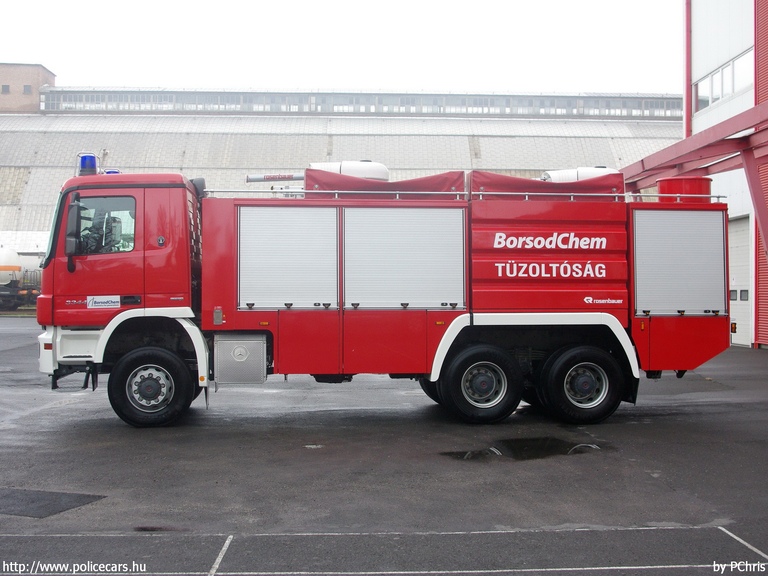 Mercedes-Benz Actros 3344 Rosenbauer ILF, BorsodChem Zrt. Kazincbarcika, fotó: PChris
Keywords: tûzoltó tûzoltóautó tûzoltóság magyar Magyarország létesítményi LMX-421 fire firetruck Hungary hungarian