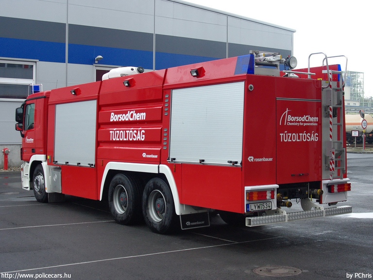 Mercedes-Benz Actros 2641 Rosenbauer ILF, BorsodChem Zrt. Kazincbarcika, fotó: PChris
Keywords: tûzoltó tûzoltóautó tûzoltóság magyar Magyarország létesítményi LYW-534 fire firetruck Hungary hungarian