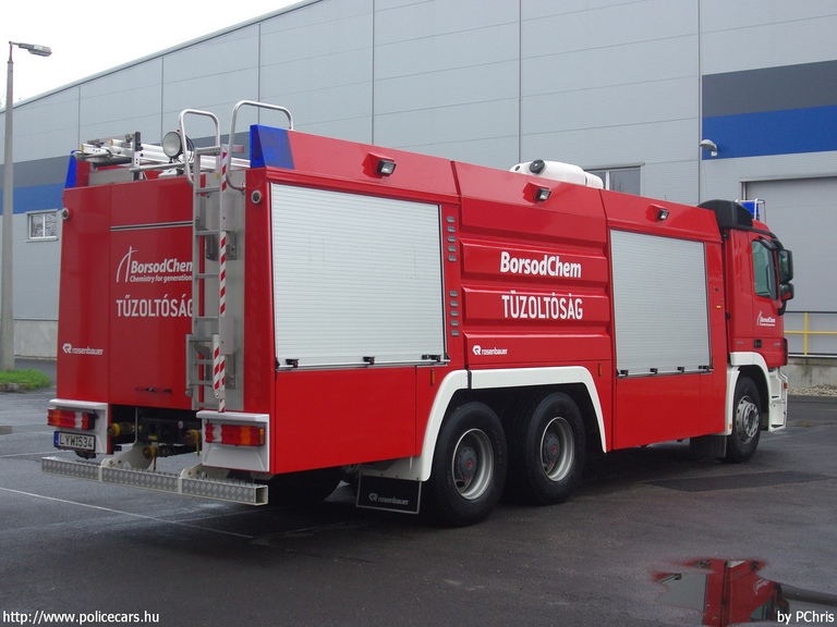 Mercedes-Benz Actros 2641 Rosenbauer ILF, BorsodChem Zrt. Kazincbarcika, fotó: PChris
Keywords: tûzoltó tûzoltóautó tûzoltóság magyar Magyarország létesítményi LYW-534 fire firetruck Hungary hungarian