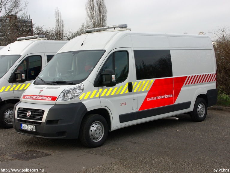 Fiat Ducato, fotó: PChris
Keywords: tûzoltó tûzoltóautó tûzoltóság magyar Magyarország katasztrófavédelem MNC-940 fire firetruck Hungary hungarian