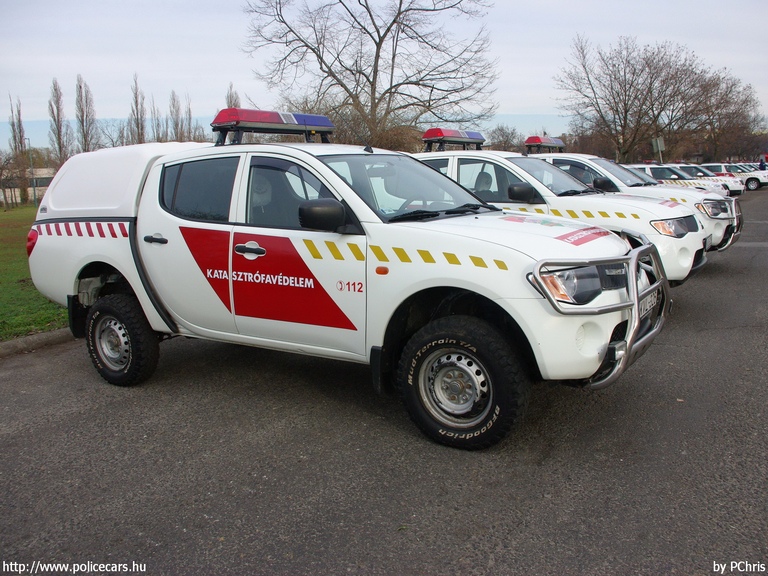 Mitsubishi L200, fotó: PChris
Keywords: tûzoltó tûzoltóautó tûzoltóság magyar Magyarország katasztrófavédelem KVL-326 fire firetruck Hungary hungarian