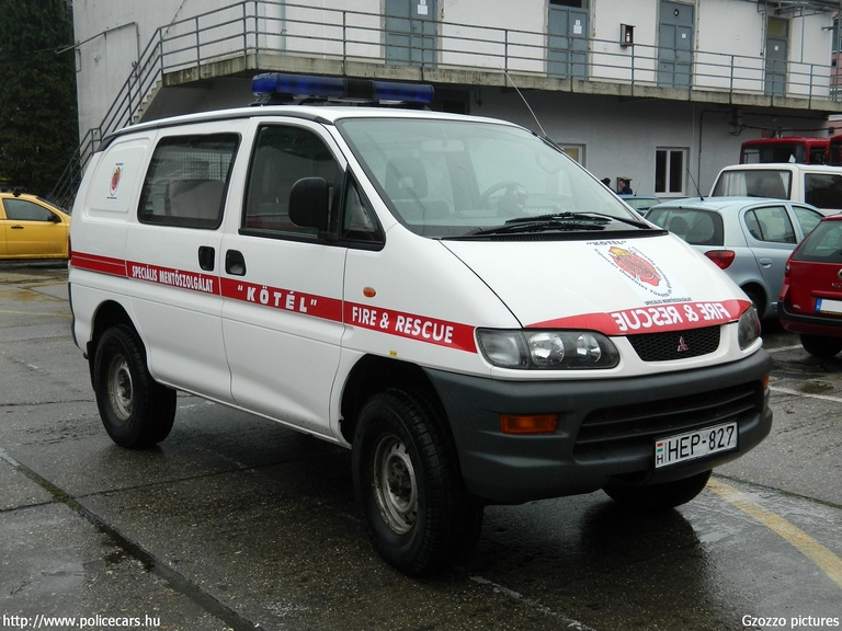 Mitsubishi L400, [url=http://www.kotelmento.hu/]Kaposvári Önkéntes Tûzoltó és Életmentõ Egyesület[/url], fotó: Gzozzo pictures
Keywords: speciális mentők tûzoltóautó tûzoltó tûzoltóság magyar Magyarország HEP-827 fire firetruck Hungary hungarian