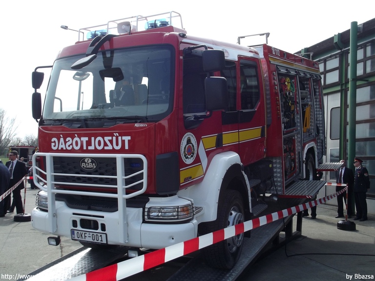 Rába R16.217 AFW Heros Aquadux-X 4000, fotó: Bbazsa
Keywords: tûzoltó tûzoltóautó tûzoltóság magyar Magyarország katasztrófavédelem fire firetruck Hungary hungarian