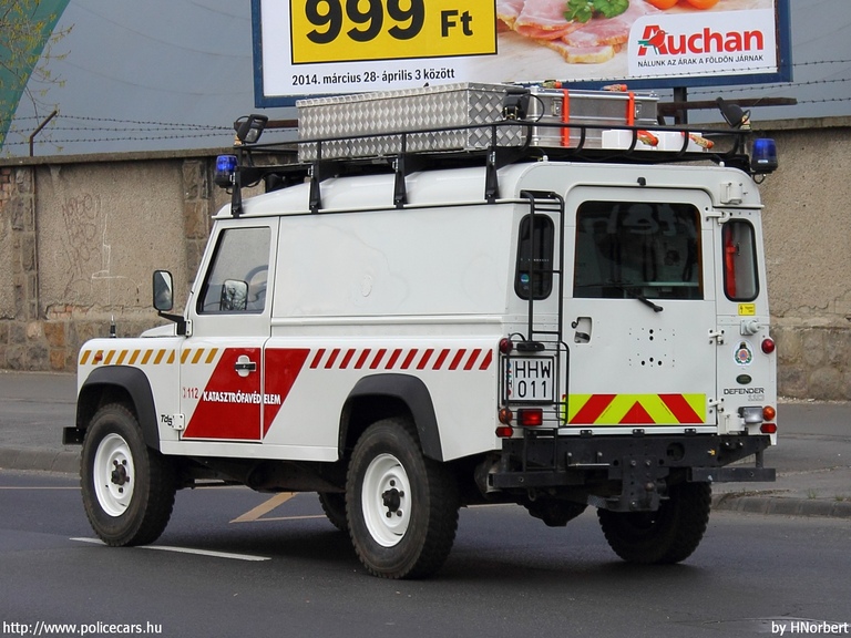 Land Rover Defender, Országos Katasztrófavédelmi Fõigazgatóság, fotó: HNorbert
Keywords: tûzoltóautó tûzoltóság tûzoltó magyar Magyarország katasztrófavédelem HHW-011 fire firetruck Hungary hungarian