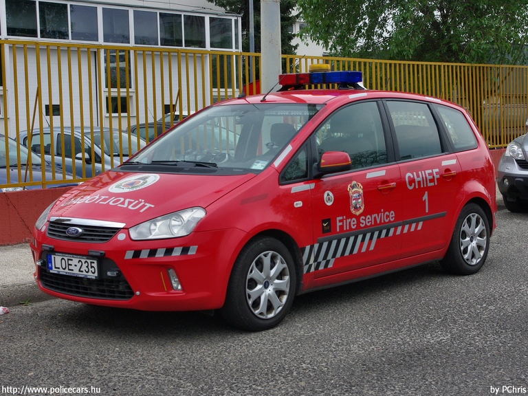 Ford Focus C-Max, Budapest Airport (Ferihegy) Repülõtéri Katasztrófavédelmi Igazgatóság, fotó: PChris
Keywords: tûzoltóautó tûzoltó tûzoltóság katasztrófavédelem magyar Magyarország LOE-235 fire firetruck Hungary hungarian