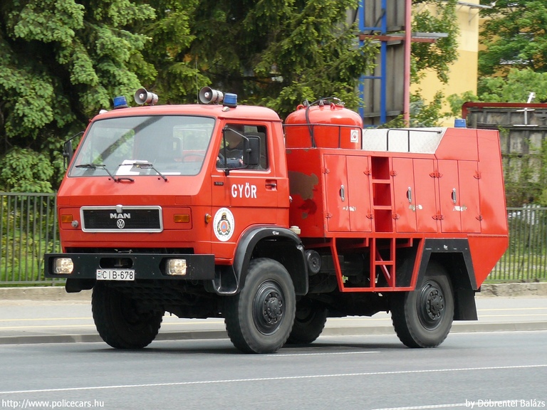 MAN-VW 8.150, Gyõr-Moson-Sopron Megyei Katasztrófavédelmi Igazgatóság, Gyõri Hivatásos Tûzoltóparancsnokság, fotó: Döbrentei Balázs
Keywords: tûzoltóautó tûzoltó tûzoltóság katasztrófavédelem magyar Magyarország CIB-678 fire firetruck Hungary hungarian