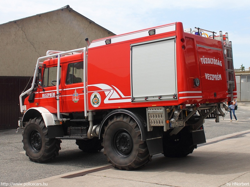 Mercedes-Benz Unimog HEROS Forest MT-2000, [url=http://veszprem.katved.hu/]Veszprém Megyei Katasztrófavédelmi Igazgatóság[/url], Veszprémi Katasztrófavédelmi Kirendeltség, Veszprémi Hivatásos Tûzoltóparancsnokság, fotó: HNorbert
Keywords: tûzoltó tûzoltóautó tûzoltóság katasztrófavédelem magyar Magyarország LUL-645 fire firetruck Hungary hungarian