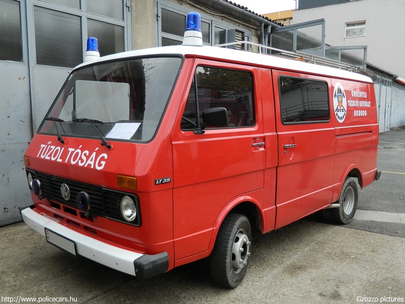 Volkswagen LT35, Önkéntes Tûzoltó Egyesület Bodrog, fotó: Gzozzo pictures
Keywords: tûzoltóautó tûzoltó ÖTE tûzoltóság magyar Magyarország fire firetruck Hungary hungarian
