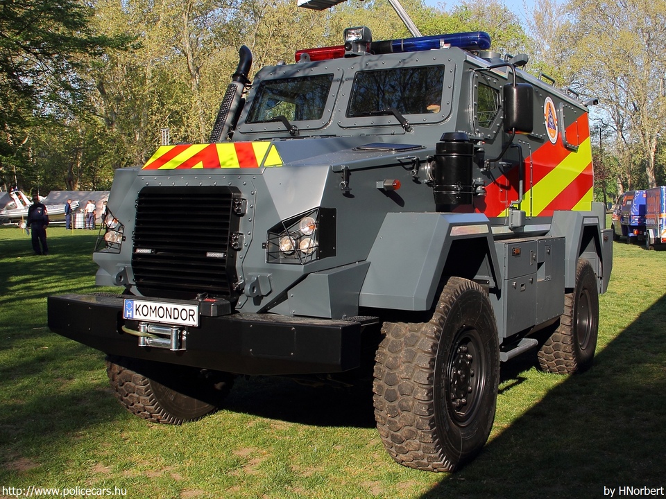 Komondor RDO-3221, MVM Paksi Atomerõmû Zrt., fotó: HNorbert
Keywords: tûzoltó tûzoltóautó tûzoltóság magyar Magyarország létesítményi fire firetruck Hungary hungarian