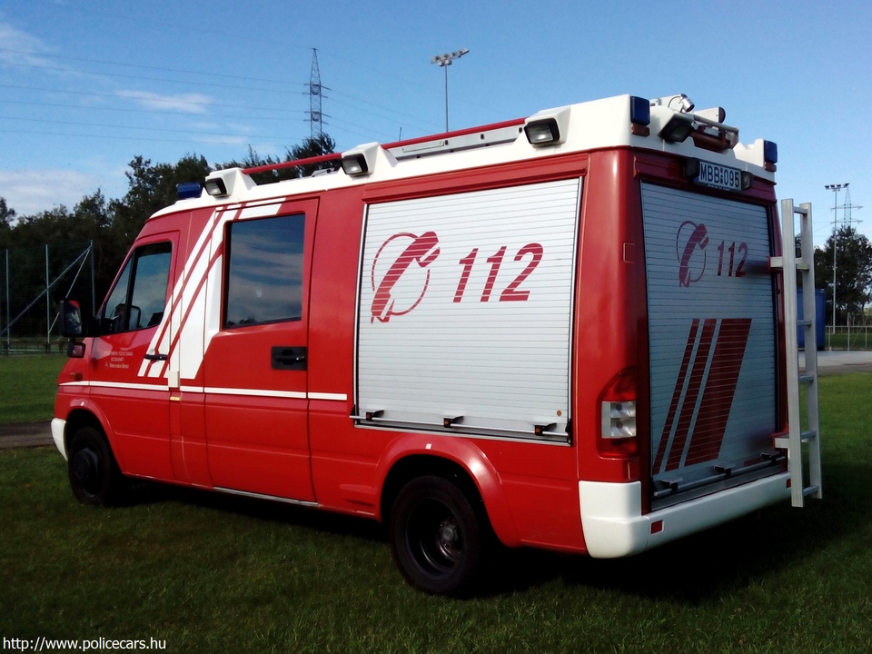 Mercedes-Benz Sprinter 416 CDI Rosenbauer, Mercedes-Benz Manufacturing Hungary Kft., Kecskemét
Keywords: tûzoltó tûzoltóautó tûzoltóság magyar Magyarország létesítményi fire firetruck Hungary hungarian MBB-095
