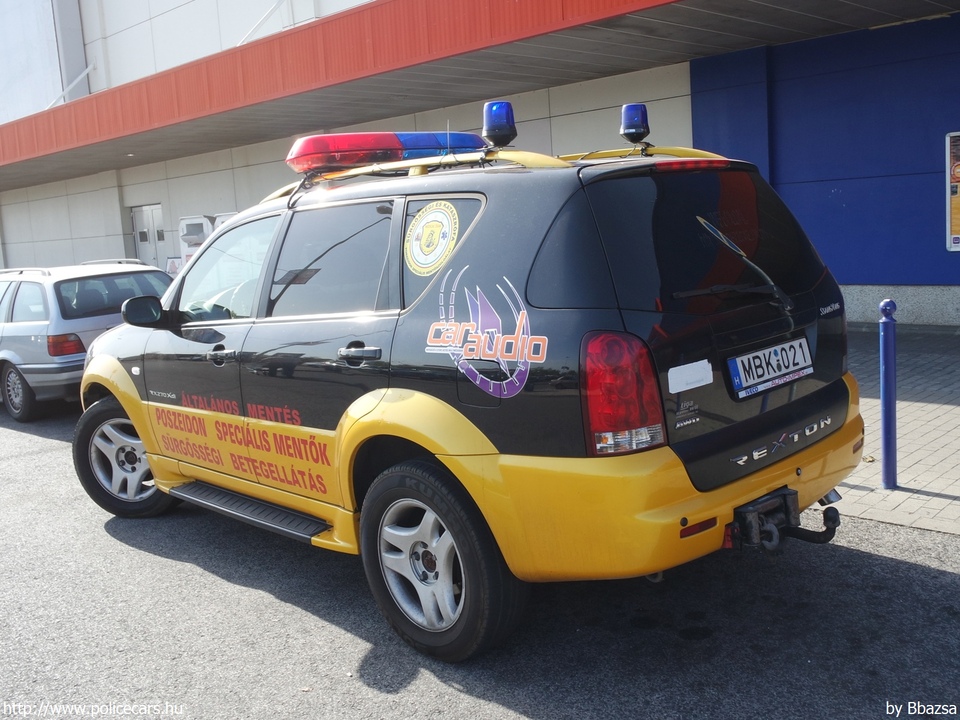 SsangYong Rexton, Poszeidon Víz Alatti és Felszíni Mentõ - Tûzoltó - Polgárõr Egyesület, fotó:Bbazsa
Keywords: magyar Magyarország speciális mentők MBK-021 Hungary hungarian special rescue