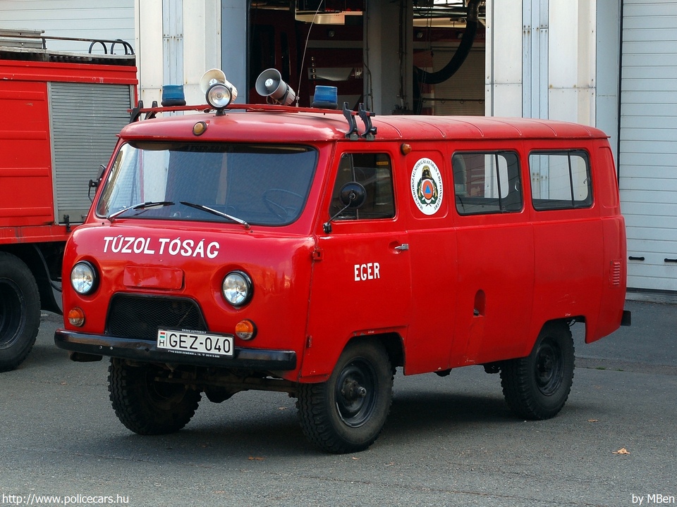 UAZ 452, Heves Megyei Katasztrófavédelmi Igazgatóság, Hivatásos Tûzoltóparancsnokság Eger, fotó: MBen
Keywords: tûzoltóautó tûzoltóság tûzoltó magyar Magyarország katasztrófavédelem GEZ-040 fire firetruck Hungary hungarian