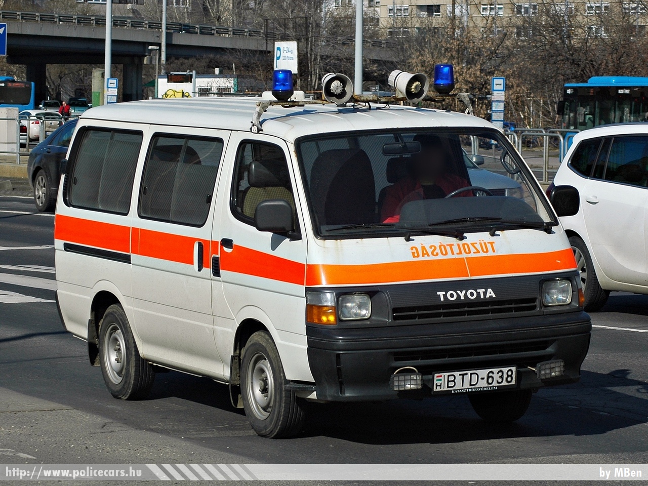 Toyota Hiace, Katasztrófavédelmi Oktatási Központ, fotó: MBen
Keywords: tûzoltóautó HÖT magyar Magyarország tûzoltó tûzoltóság BTD-638 fire firetruck Hungary hungarian