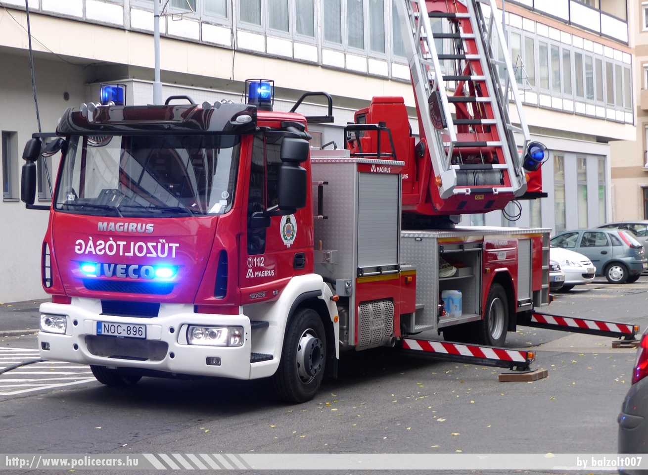 Iveco 180E32 Magirus M42L AS, Gyõr-Moson-Sopron Megyei Katasztrófavédelmi Igazgatóság, Gyõri Katasztrófavédelmi Kirendeltség, Gyõri Hivatásos Tûzoltóság-parancsnokság, fotó: balzolt007
Keywords: tûzoltóautó tûzoltó tûzoltóság magyar Magyarország katasztrófavédelem fire firetruck Hungary hungarian NOC-896