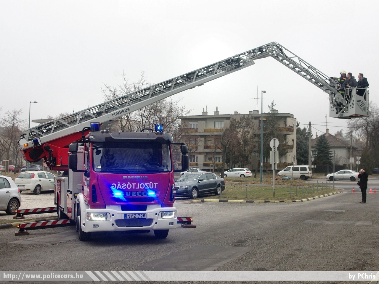 Iveco 160E32 Magirus M32L-AS, Katasztrófavédelmi Oktatási Központ, fotó: PChris
Keywords: tûzoltóautó tûzoltóság tûzoltó magyar Magyarország katasztrófavédelem NYZ-726 fire firetruck Hungary hungarian