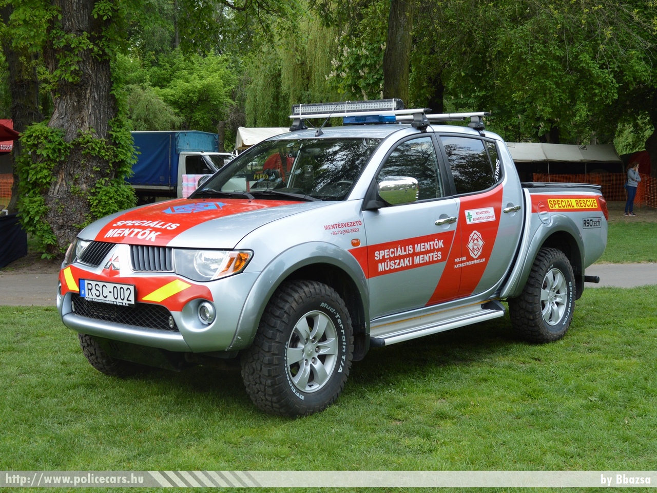 Mitsubishi L200, Folyami Katasztrófavédelem, fotó: Bbazsa
Keywords: RSC-002 magyar Magyarország speciális mentők Hungary hungarian special rescue