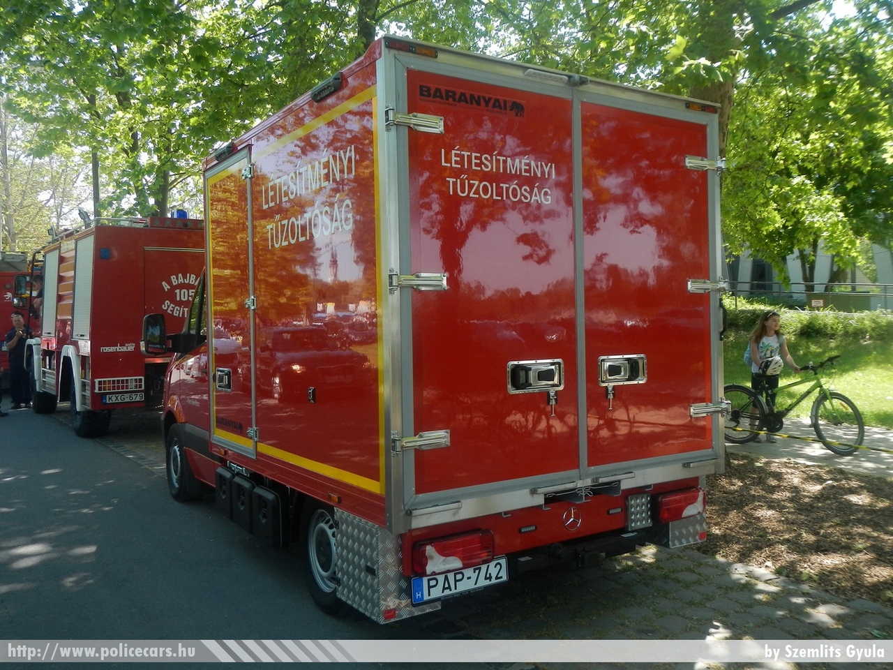 Mercedes-Benz Sprinter, Mercedes-Benz Manufacturing Hungary Kft., Kecskemét, fotó: Szemlits Gyula 
Keywords: PAP-742 tûzoltó tûzoltóautó tûzoltóság magyar Magyarország létesítményi fire firetruck Hungary hungarian 
