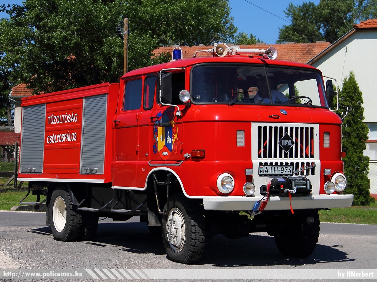 IFA W50L, Csólyospálosi Önkéntes Tûzoltó Egyesület, fotó: HNorbert
Keywords: tûzoltóautó ÖTE tûzoltóság tûzoltó magyar Magyarország AIH-974 fire firetruck Hungary hungarian