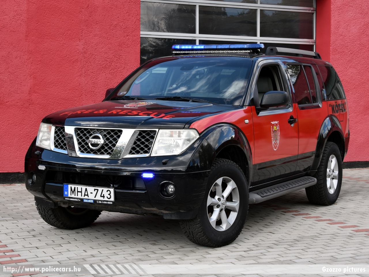 Nissan Pathfinder, „KÖTÉL” Kaposvári Önkéntes Tûzoltó és Életmentõ Egyesület, fotó: Gzozzo pictures
Keywords: MHA-743 speciális mentők tûzoltóautó tûzoltó tûzoltóság magyar Magyarország fire firetruck Hungary hungarian öte