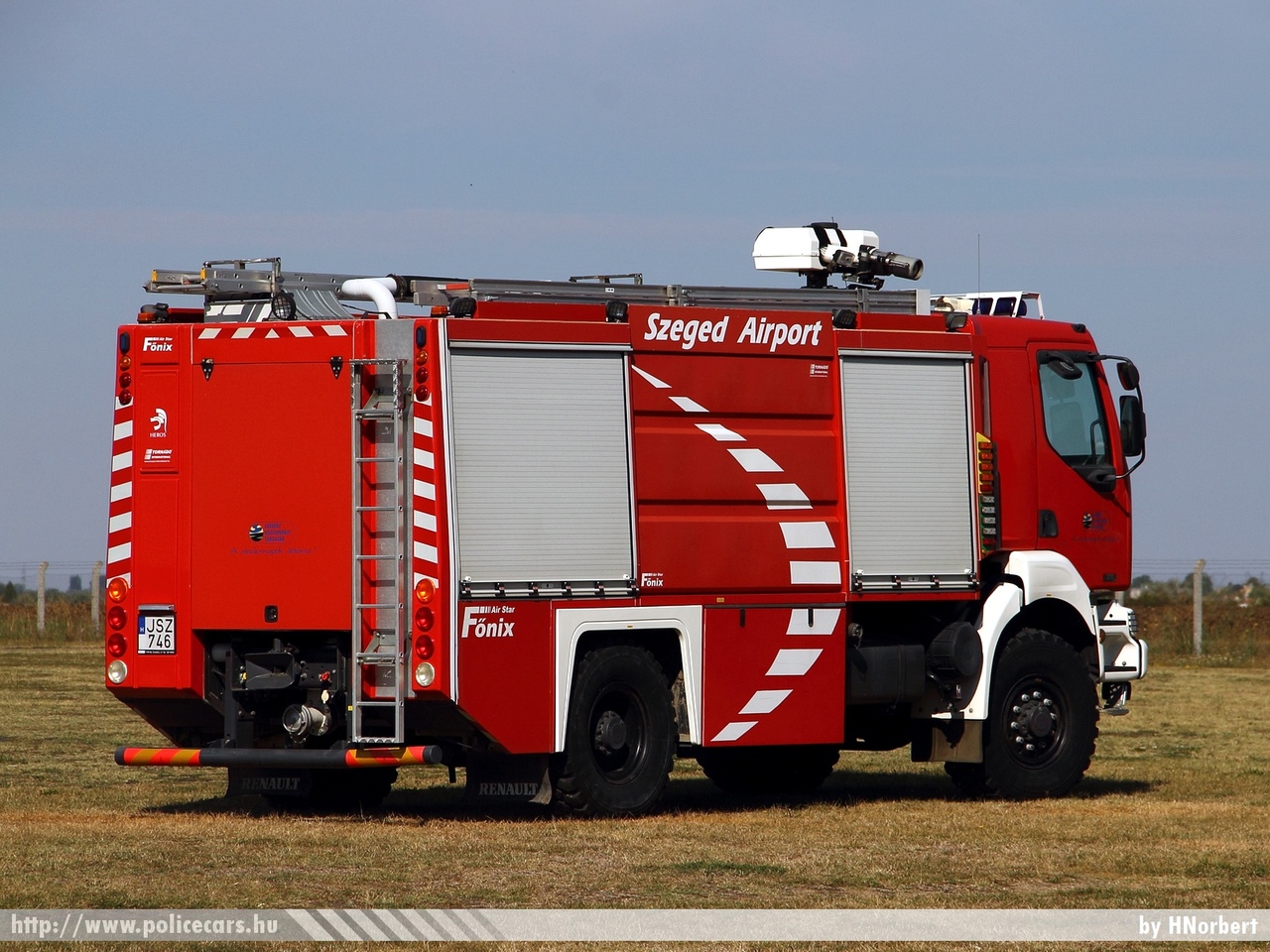 Renault Kerax 370 BM Heros Air Star Fõnix, Szeged Airport, fotó: HNorbert 
Keywords: JSZ-746 tûzoltóautó létesítményi tûzoltóság