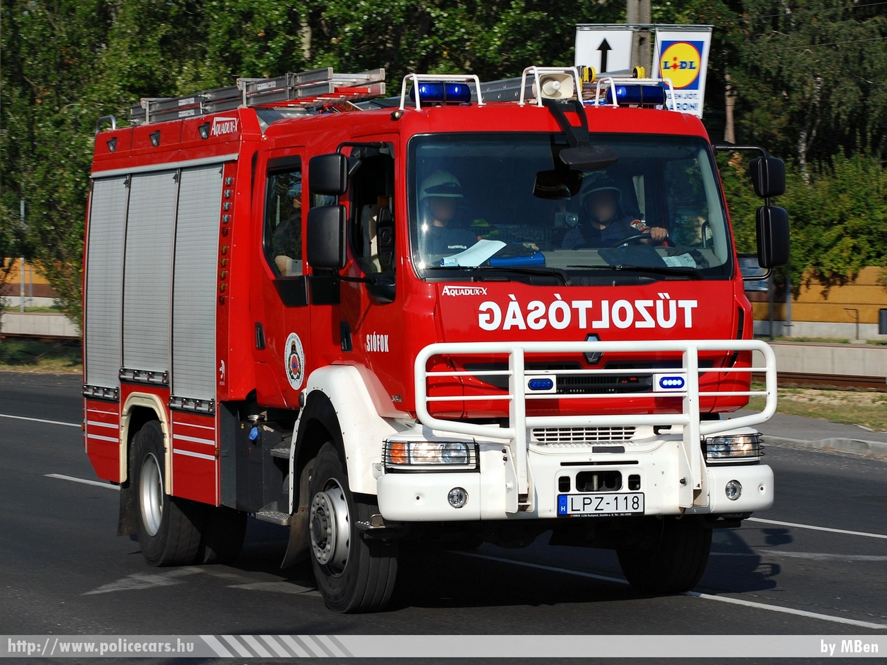 Renault Midlum 300 HEROS AQUADUX-X 2000, Somogy Megyei Katasztrófavédelmi Igazgatóság, Siófoki Katasztrófavédelmi Kirendeltség, Siófoki Hivatásos Tûzoltóság, fotó: MBen 
Keywords: tûzoltó tûzoltóság tûzoltóautó magyar Magyarország HÖT LPZ-118 fire firetruck Hungary hungarian