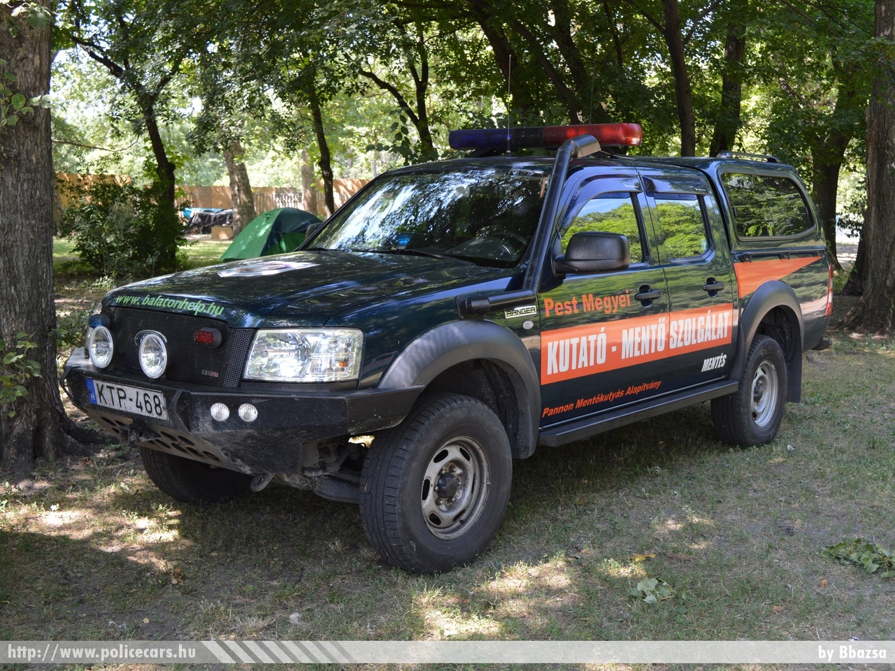 Ford Ranger, Pest Megyei Kutató-Mentõ Szolgálat, fotó: Bbazsa
Keywords: speciális mentők tûzoltóautó tûzoltó tûzoltóság magyar Magyarország KTP-468 fire firetruck Hungary hungarian