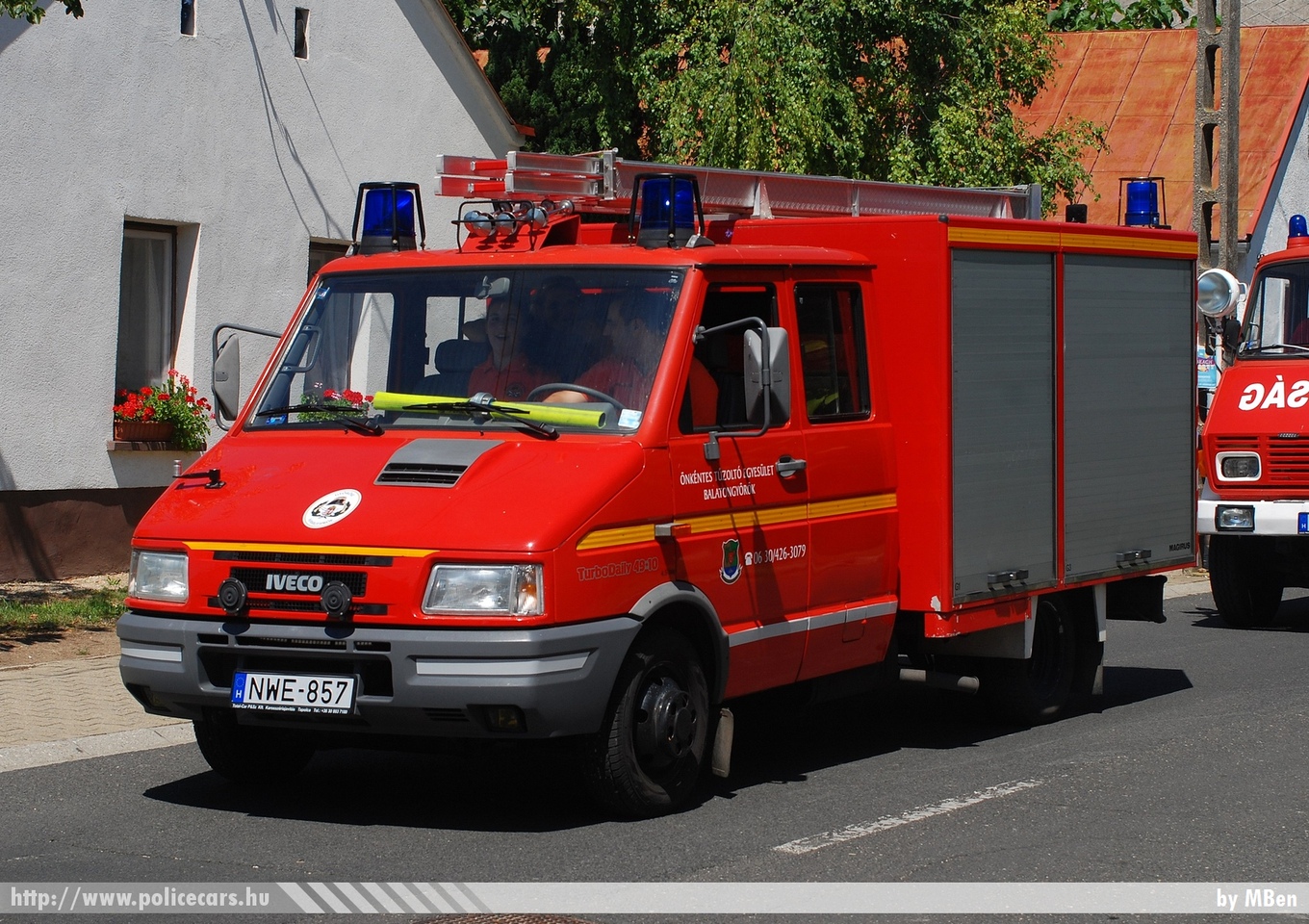 Iveco Daily, Balatongyöröki Önkéntes Tûzoltó Egyesület, fotó: MBen
Keywords: ÖTE magyar Magyarország tûzoltó tûzoltóautó tûzoltóság Hungary hungarian fire firetruck NWE-857