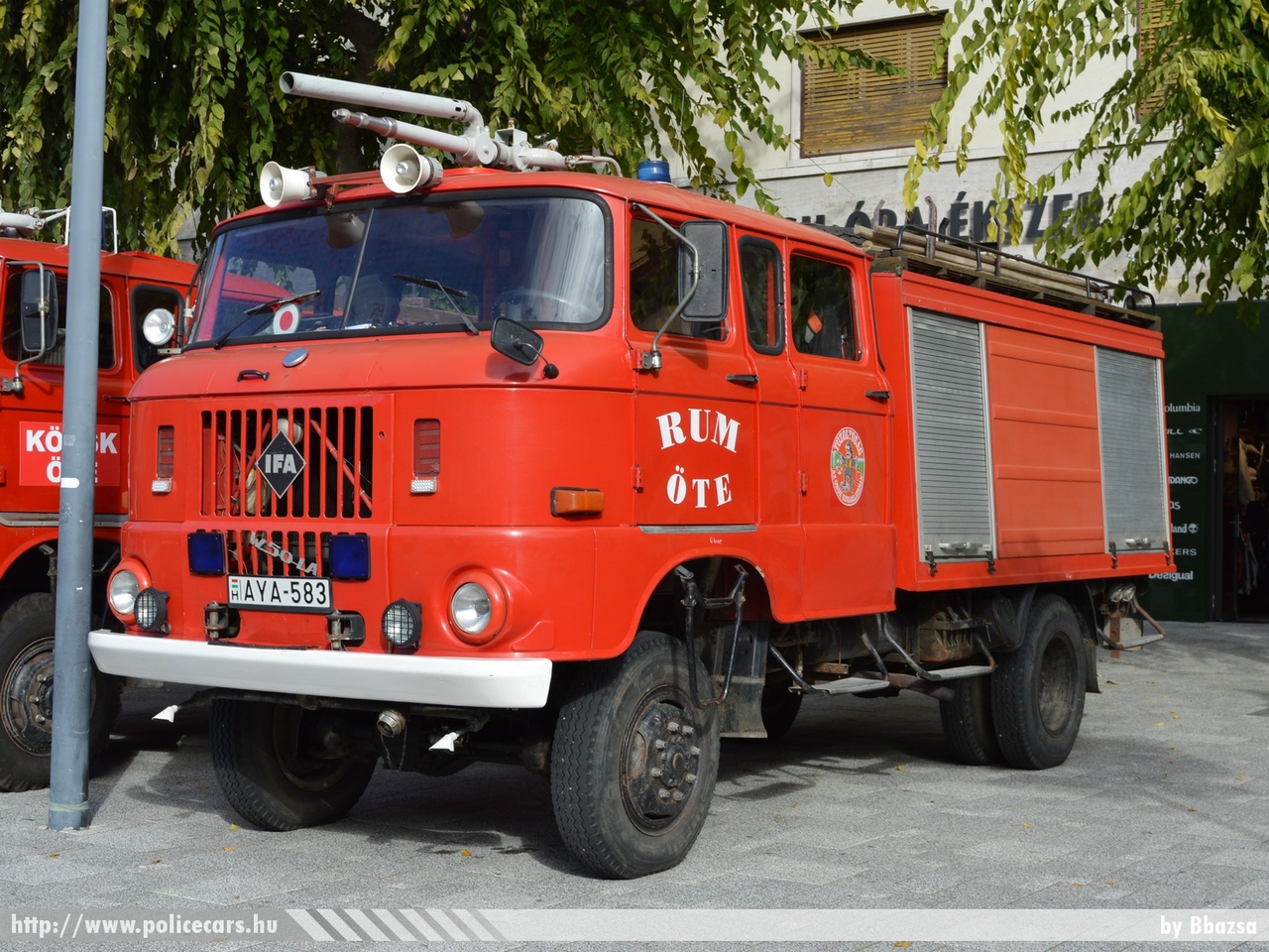 IFA W50, Rumi Önkéntes Tûzoltó Egyesület, fotó:  Bbazsa
Keywords: ÖTE magyar Magyarország tûzoltó tûzoltóautó tûzoltóság Hungary hungarian fire firetruck AYA-583