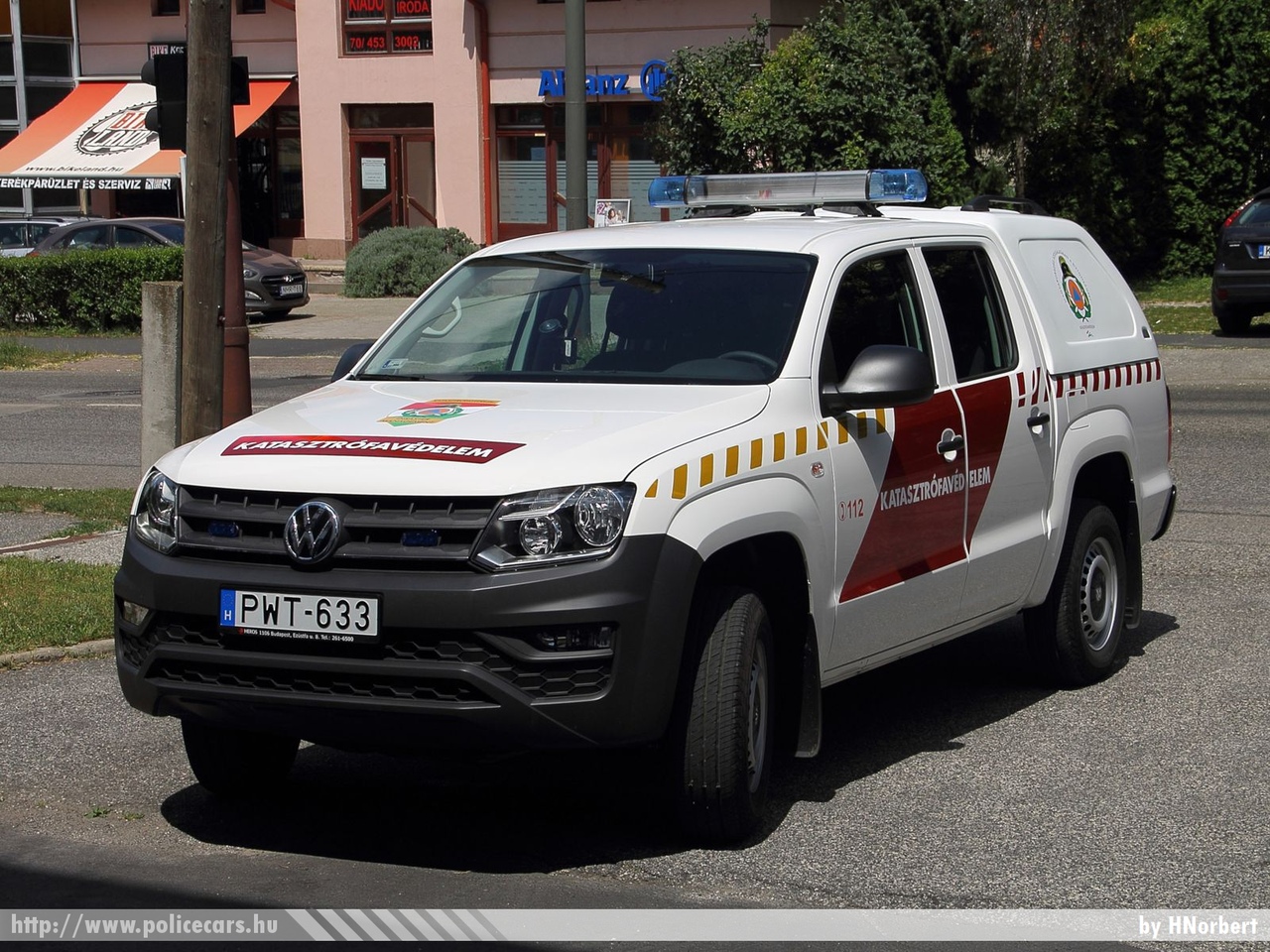 Volkswagen Amarok, Veszprém Megyei Katasztrófavédelmi Igazgatóság, fotó: HNorbert
Keywords: tûzoltó tûzoltóautó tûzoltóság katasztrófavédelem magyar Magyarország PWT-633 fire firetruck Hungary hungarian