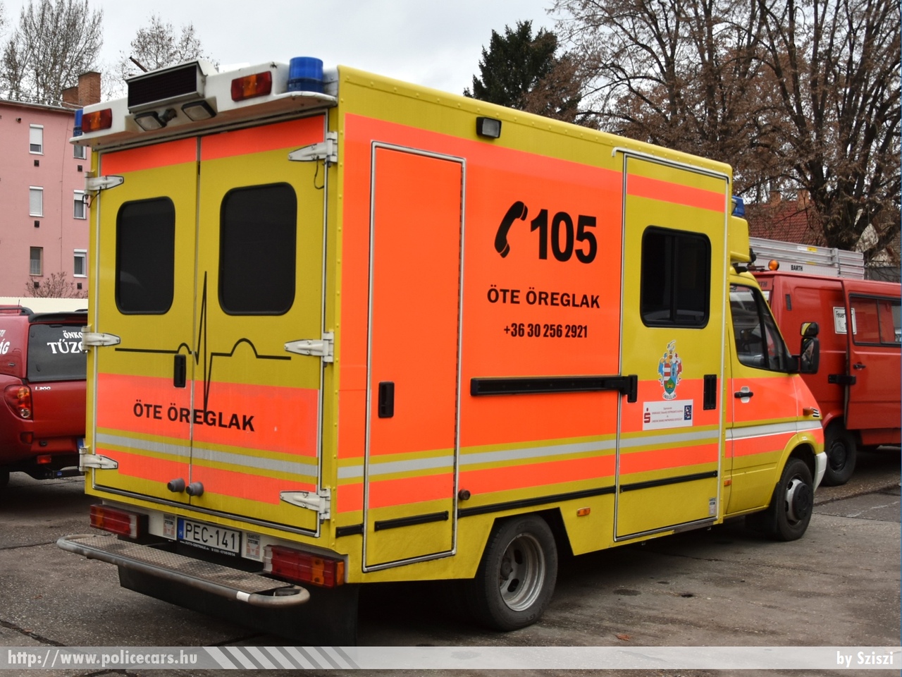 Mercedes Sprinter, Öreglaki Önkéntes Tûzoltó Egyesület, fotó: Sziszi
Keywords: ÖTE magyar Magyarország tûzoltó tûzoltóautó tûzoltóság Hungary hungarian fire firetruck PEC-141
