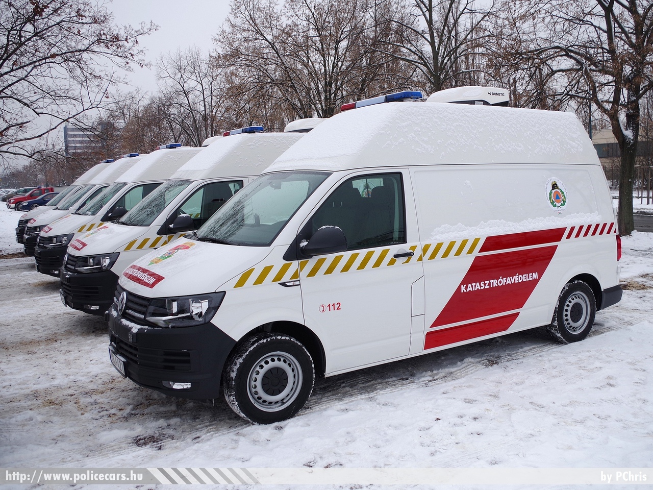 Volkswagen Transporter T6, fotó: PChris
Keywords: tûzoltóautó tûzoltó tûzoltóság magyar Magyarország katasztrófavédelem fire firetruck Hungary hungarian RBJ-421