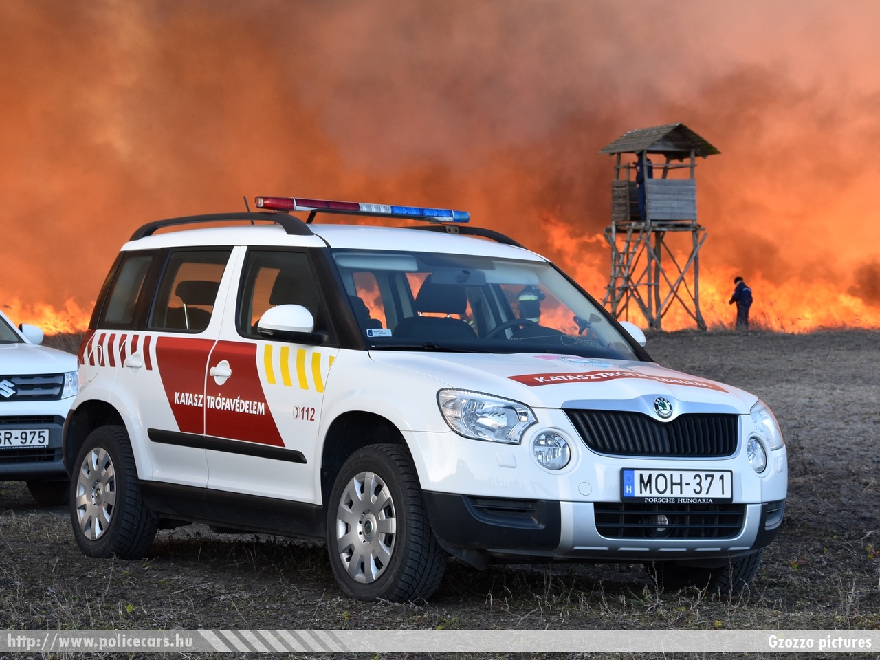 Skoda Yeti, fotó: Gzozzo pictures
Keywords: tûzoltóautó tûzoltó tûzoltóság magyar Magyarország katasztrófavédelem fire firetruck Hungary hungarian MOH-391