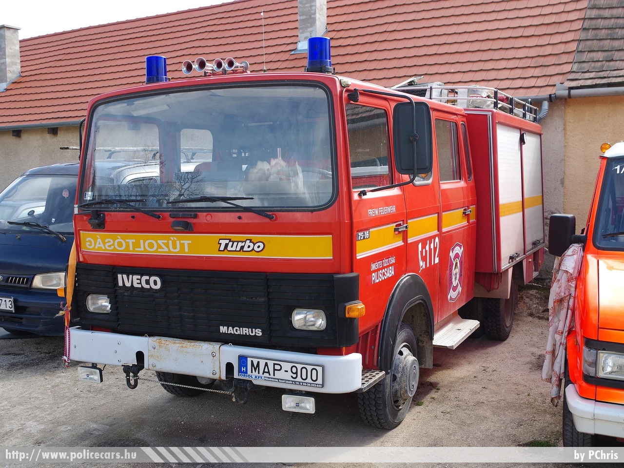 Iveco Magirus 75-16, Pilisvörösvári Önkéntes Tûzoltó Egyesület, fotó: PChris
Keywords: ÖTE magyar Magyarország tûzoltó tûzoltóautó tûzoltóság Hungary hungarian fire firetruck MAP-900