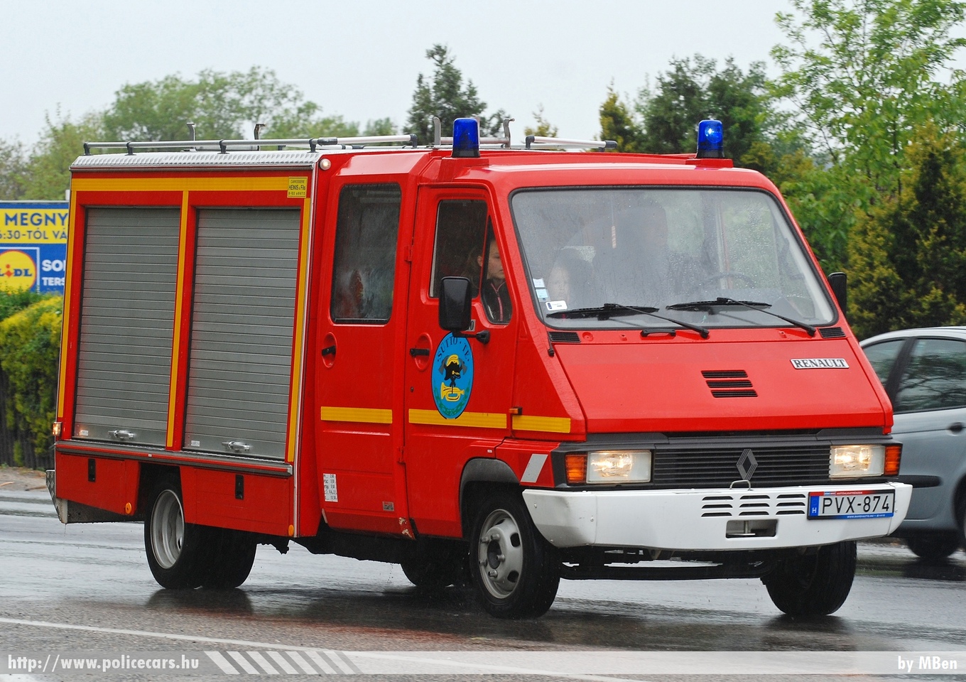 Renault B70, Süttõi Önkéntes Tûzoltó Egyesület, fotó: MBen
Keywords: ÖTE magyar Magyarország tûzoltó tûzoltóautó tûzoltóság Hungary hungarian fire firetruck PVX-874