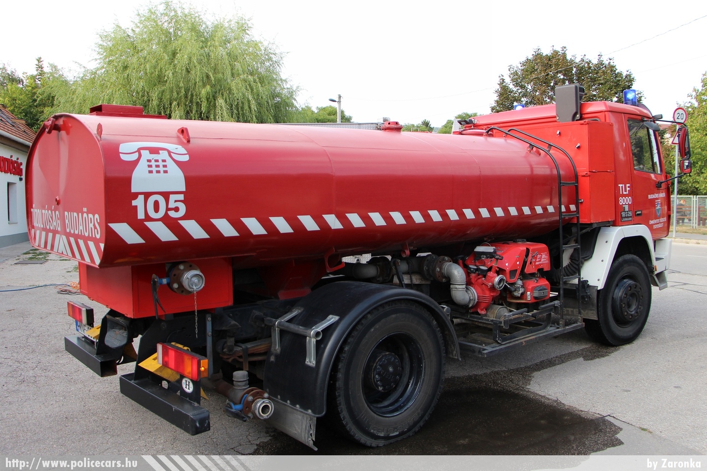 Steyr 18S26, Budaörsi Önkéntes Tûzoltó Egyesület, fotó: Zaronka
Keywords: ÖTE magyar Magyarország tûzoltó tûzoltóautó tûzoltóság Hungary hungarian fire firetruck MNF-955
