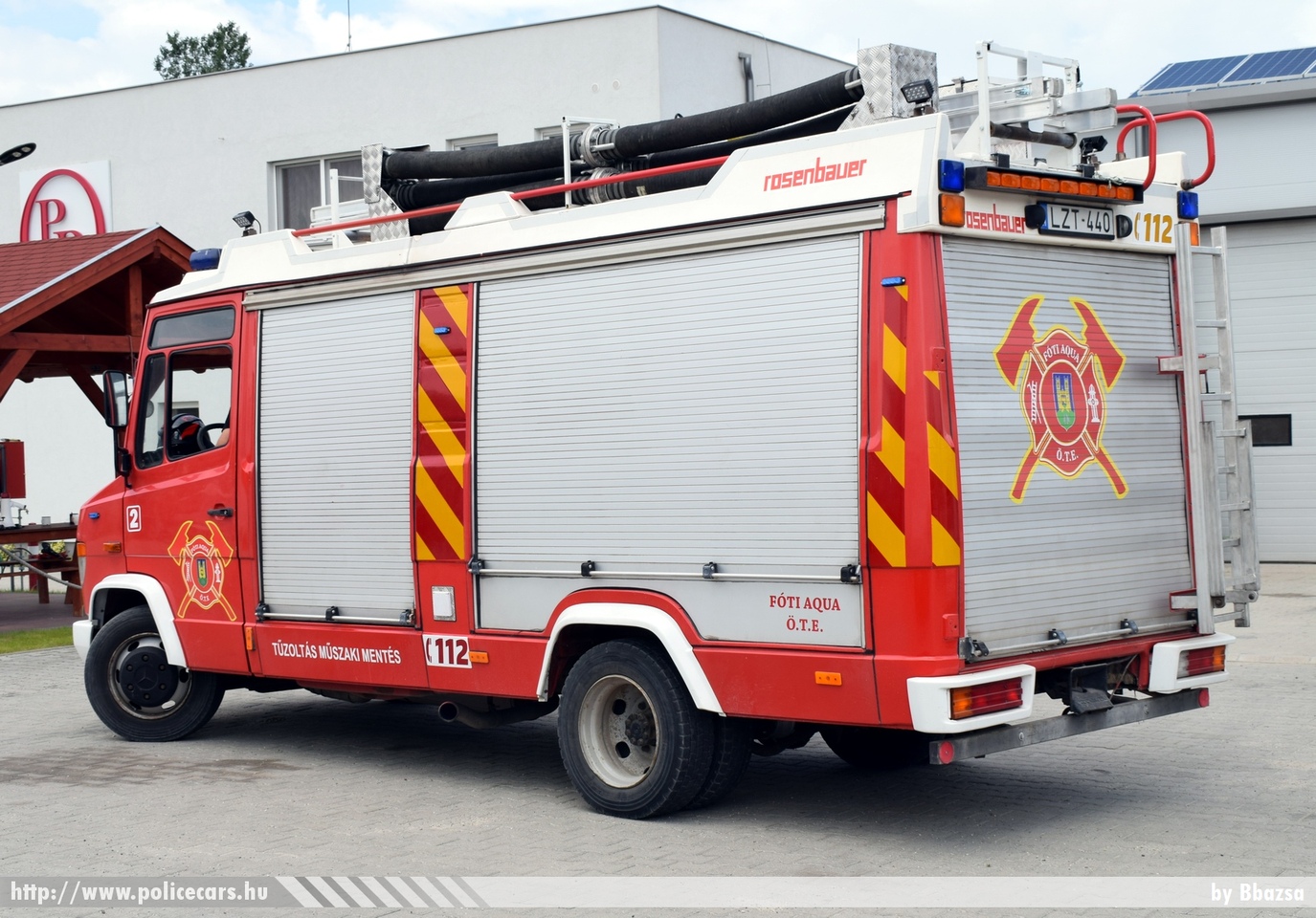 Mercedes-Benz Vario 814D, Fóti Aqua Önkéntes Tûzoltó Egyesület, fotó: Bbazsa
Keywords: tûzoltó tûzoltóautó tûzoltóság magyar Magyarország ÖTE hungarian Hungary fire firetruck LZT-440